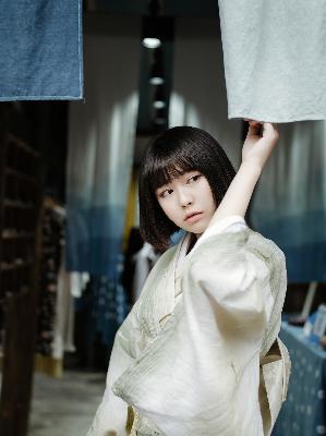 日本适合十八岁以上的护肤品红桃